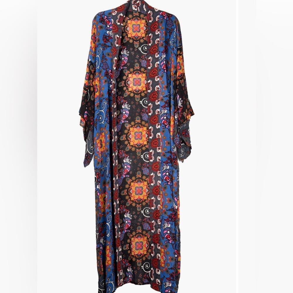 NWT SAACHI Colorful Floral kimono One Size Fits Most